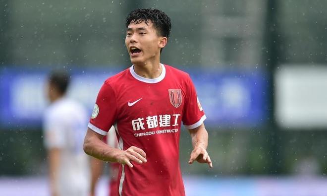 开云官网首页-法甲今晚走向成谜，广州队篮板制胜，悬念犹存，年轻球员得到机会的简单介绍